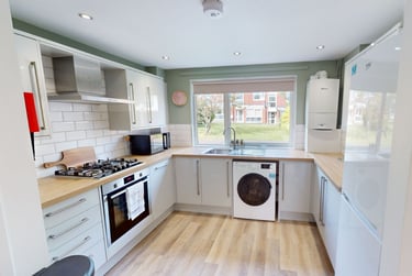 3 bed house, Monterey Gardens, Mount Pleasant, Exeter, EX45EN - Image 4