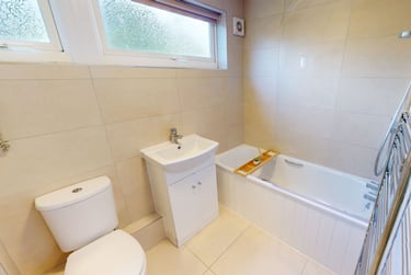 3 bed house, Monterey Gardens, Mount Pleasant, Exeter, EX45EN - Image 9