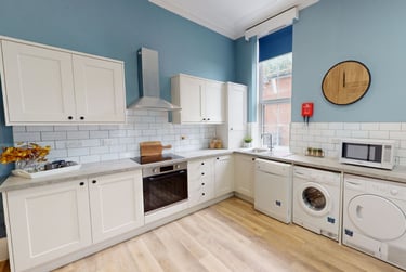 4 bed house, Gordon House, Cranmer Street, Arboretum, Nottingham, NG34HG - Image 1