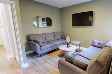 7 bed house, Albert Grove, Radford, Nottingham, NG71PA - Image 2
