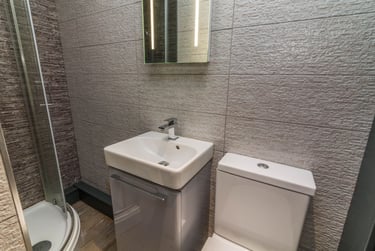 1 bed house, 66-72 Houndsgate, Lace Market, Nottingham, NG16BA - Image 6