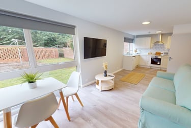 1 bed flat, Lebanon Close, Mount Pleasant, Exeter, EX45EW - Image 1
