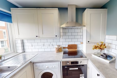 1 bed studio, Monterey Gardens, Mount Pleasant, Exeter, EX45EN - Image 5