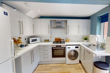 4 bed house, Lyncombe Close, Mount Pleasant, Exeter, EX45EJ - Image 4