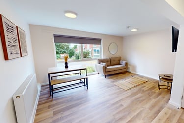 2 bed flat, Lebanon Close, Mount Pleasant, Exeter, EX45EW - Image 2