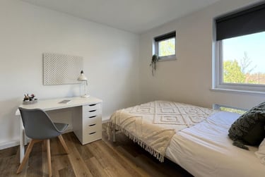 3 bed flat, Monterey Gardens, Mount Pleasant, Exeter, EX45EN - Image 3