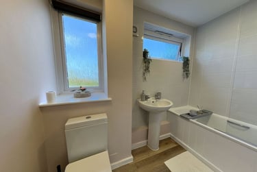 3 bed flat, Monterey Gardens, Mount Pleasant, Exeter, EX45EN - Image 8