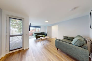 6 bed house, Monterey Gardens, Mount Pleasant, Exeter, EX45EN - Image 8