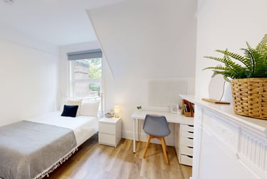 7 bed house, Longbrook Street, St Sidwells, Exeter, EX46AU - Image 12