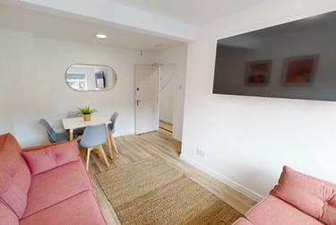 4 bed house, Cheltenham Terrace, Heaton, Newcastle, NE65HR - Image 2