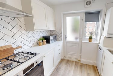 4 bed flat, Cheltenham Terrace, Heaton, Newcastle, NE65HR - Image 5