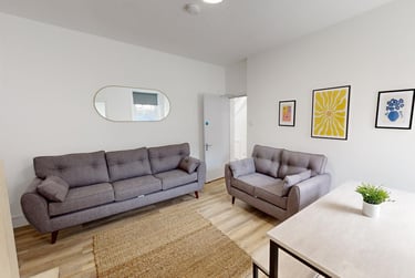 6 bed house, Hotspur Street, Jesmond Vale, Newcastle, NE65BH - Image 2
