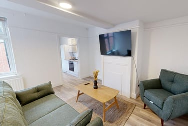 3 bed house, Chillingham Road, Heaton, Newcastle, NE65QU - Image 1