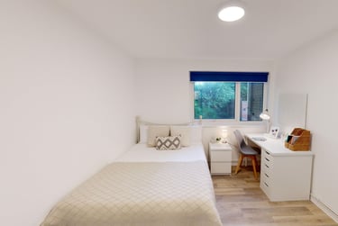 1 bed flat, Lyncombe Close, Mount Pleasant, Exeter, EX45EJ - Image 5