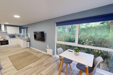 1 bed flat, Lyncombe Close, Mount Pleasant, Exeter, EX45EJ - Image 3