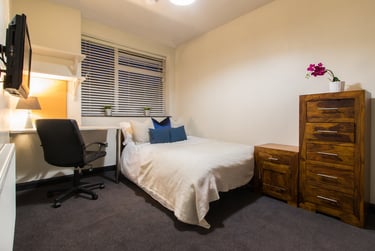 6 bed house, Frederick Street, City Centre, Loughborough, LE113BJ - Image 5