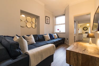 7 bed house, Cawdor Road, Fallowfield, Manchester, M146LG - Image 1