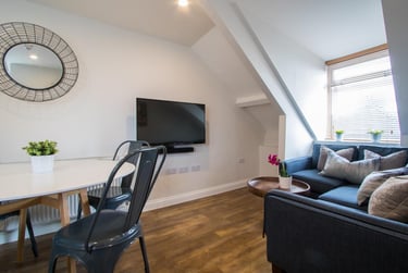 3 bed house, Camden Street, City Centre, Plymouth, PL48NW - Image 1