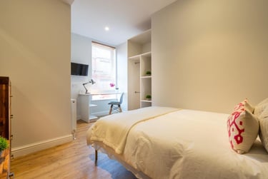 7 bed house, Garmoyle Road, Wavertree, Liverpool, L155AD - Image 3