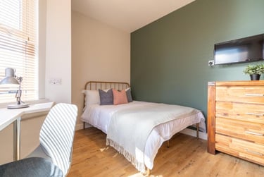 7 bed house, Garmoyle Road, Wavertree, Liverpool, L155AD - Image 4