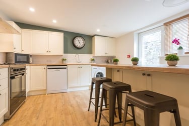 8 bed house, Chedworth Street, Greenbank, Plymouth, PL48NT - Image 11
