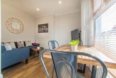 3 bed house, Camden Street, City Centre, Plymouth, PL48NW - Image 10