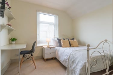 7 bed house, Mackintosh Place, Cathays, Cardiff, CF244RS - Image 9