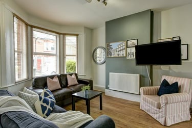6 bed house, Park Road, Mount Pleasant, Exeter, EX12HT - Image 1