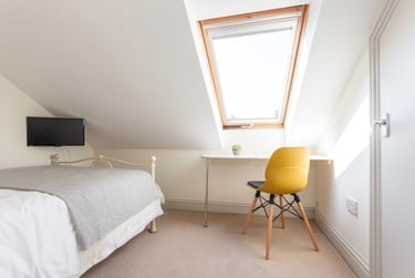 7 bed house, Malefant Street, Cathays, Cardiff, CF244QH - Image 3