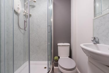 6 bed house, Richmond Road, Plasnewydd, Cardiff, CF243BS - Image 3