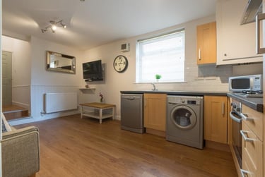 4 bed house, Colum Road, Cathays, Cardiff, CF103EF - Image 4