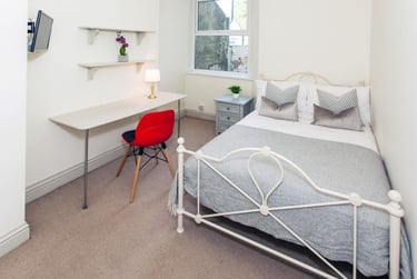 7 bed house, Malefant Street, Cathays, Cardiff, CF244QG - Image 5
