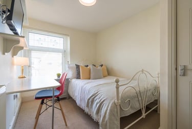 7 bed house, Richard Street, Cathays, Cardiff, CF244DB - Image 3