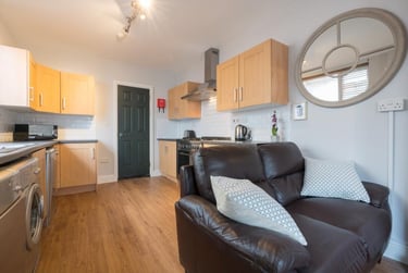 7 bed house, Mackintosh Place, Cathays, Cardiff, CF244RL - Image 13