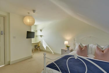 5 bed house, King Edward Street, Exwick, Exeter, EX44NY - Image 6