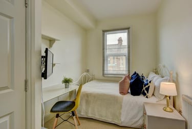 7 bed house, Park Road, Mount Pleasant, Exeter, EX12HT - Image 6