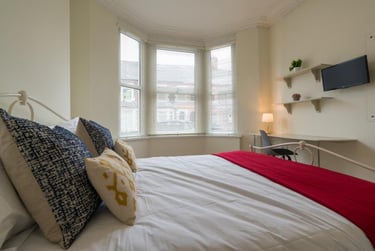 7 bed house, Mackintosh Place, Cathays, Cardiff, CF244RL - Image 11
