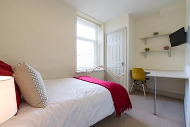 6 bed house, Richmond Road, Plasnewydd, Cardiff, CF243BS - Image 4