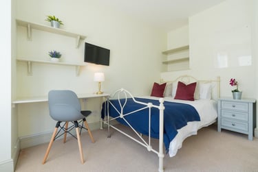 4 bed house, Bath Road, Southsea, Portsmouth, PO40HX - Image 3