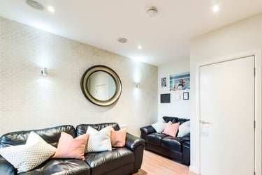 5 bed house, Liverpool Road, Cross Heath, Newcastle under Lyme, ST59HF - Image 1
