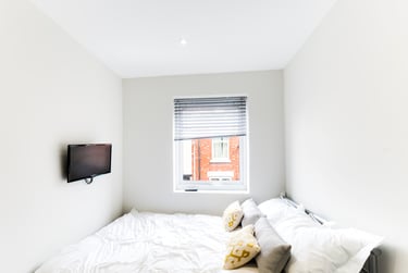 4 bed house, Slaney Street, Basford, Newcastle under Lyme, ST51NF - Image 3
