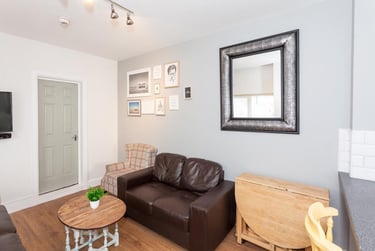6 bed house, Manor Street, Maindy, Cardiff, CF143PW - Image 4