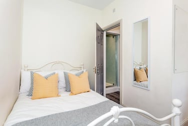6 bed house, Malefant Street, Cathays, Cardiff, CF244QD - Image 12