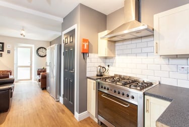 5 bed house, Kincraig Street, Plasnewydd, Cardiff, CF243HW - Image 4