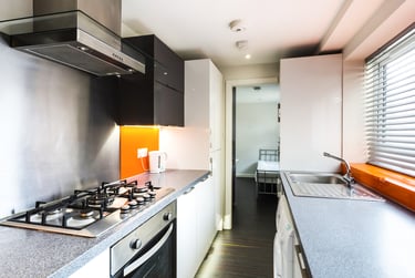 4 bed house, Slaney Street, Basford, Newcastle under Lyme, ST51NF - Image 5