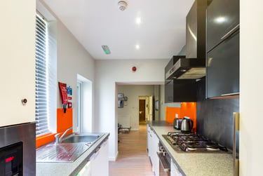 5 bed house, Seaford Street, Shelton, Stoke, ST42ET - Image 7