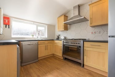 7 bed house, Manners Road, University of Portsmouth, Portsmouth, PO40BB - Image 4