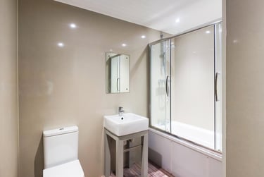4 bed house, Carlton Road, Shelton, Stoke, ST42BG - Image 7