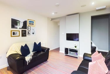 4 bed house, Carlton Road, Shelton, Stoke, ST42BG - Image 1