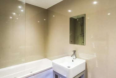 4 bed house, Watford Street, Shelton, Stoke, ST42EW - Image 3